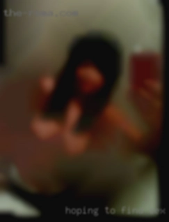 Hoping to find new sex with her sister FFM playmates.