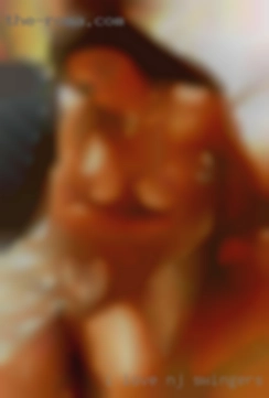 I love to explore a woman's NJ swingers body.